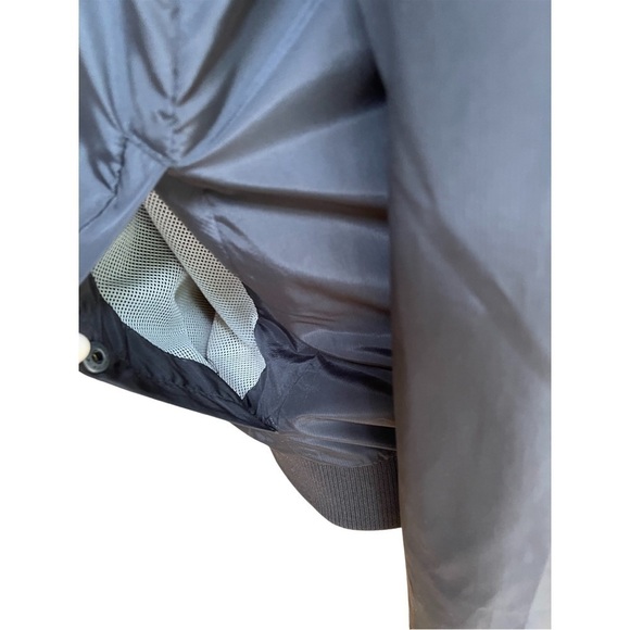 Bench. British Brand Black Men’s Lightweight Jacket Size Medium - Picture 5 of 9